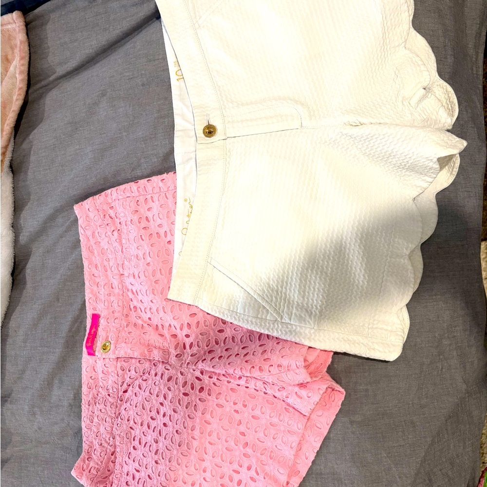 Lilly Pulitzer Women's Scalloped Shorts - White and Pink